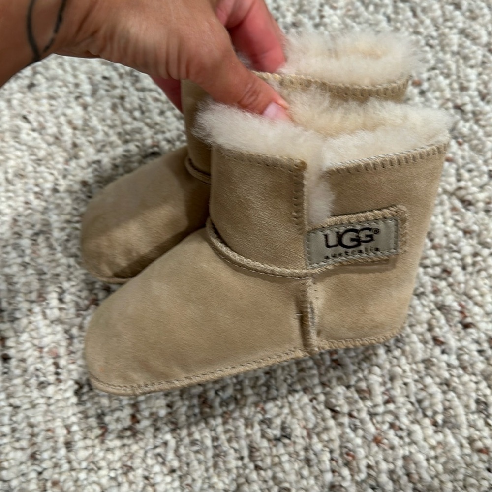 Ugg Infant Bootie Size L